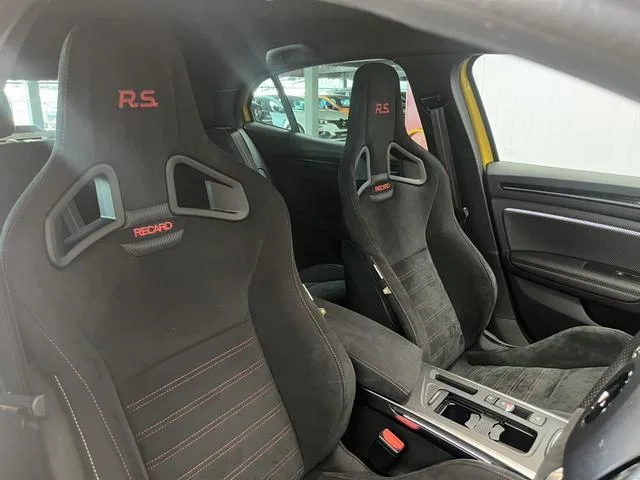 Renault Megane R.S.ULTIME 2025 — миниатюра 3
