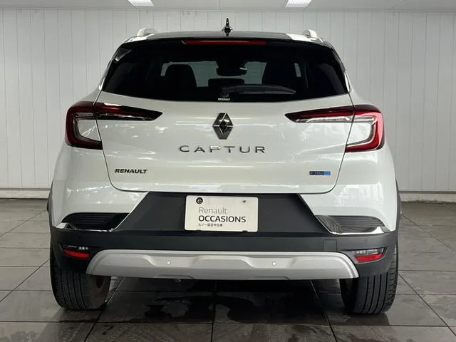 Renault CAPTUR E-TECH HYBRID 2023 — миниатюра 4