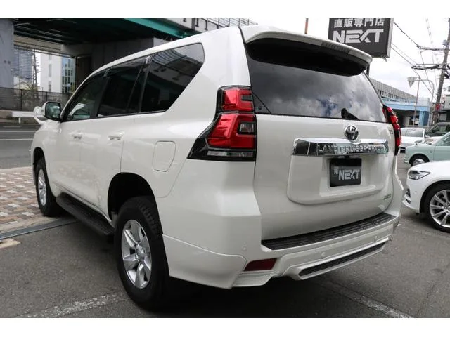 Toyota LAND CRUISER PRADO TX L PACKAGE 2023 — миниатюра 3