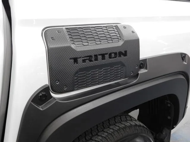 Mitsubishi TRITON GSR 2024 — миниатюра 3