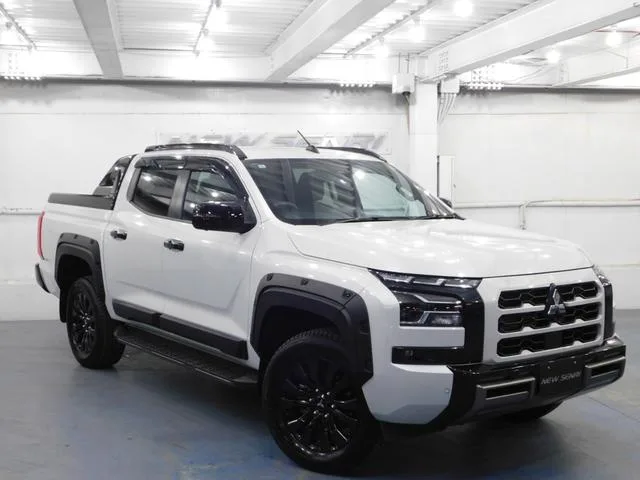 Mitsubishi TRITON GSR 2024 — фото 1, купить с доставкой в Москву
