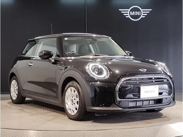MINI MINI ONE ESSENTIAL TRIM 2023 — миниатюра 4