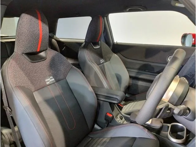 MINI MINI JOHN COOPER WORKS JOHN COOPER WORKS TRIM 2025 — миниатюра 4