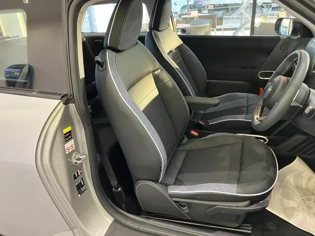 MINI MINI COOPER SE CLASSIC TRIM 2025 — миниатюра 4