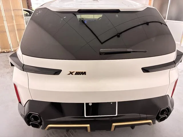 BMW XM BASE GRADE 2025 — миниатюра 3