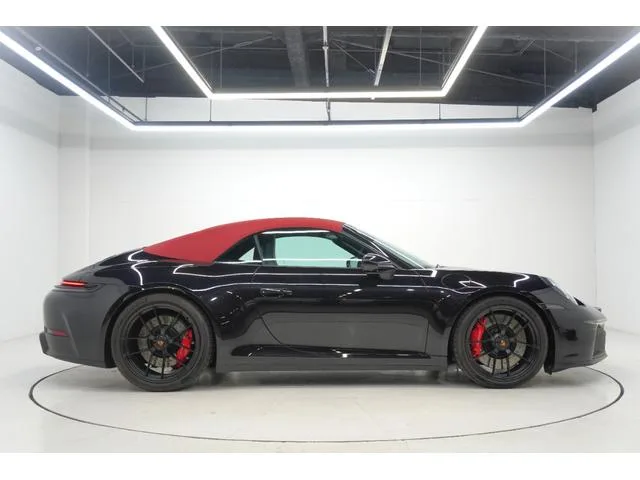Porsche 911 911 CARRERA GTS CABRIOLET 2025 — миниатюра 2
