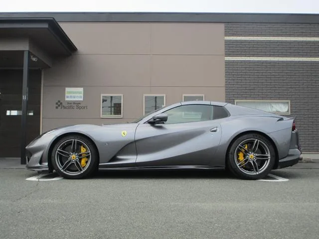 Ferrari 812 GTS 2023 — миниатюра 2