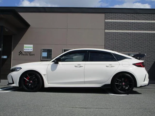 Honda CIVIC TYPE R 2025 — миниатюра 2