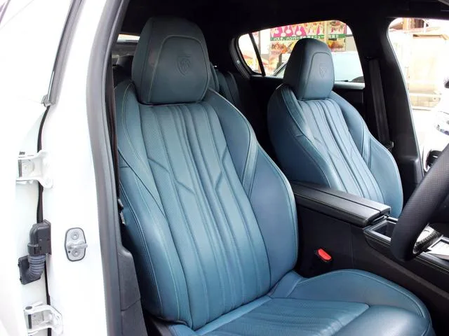 Peugeot 308 GT BLUE HDI BLUE NAPPA EDITION 2023 — миниатюра 2