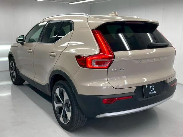 Volvo XC40 ULTRA B4 AWD 2025 — миниатюра 4