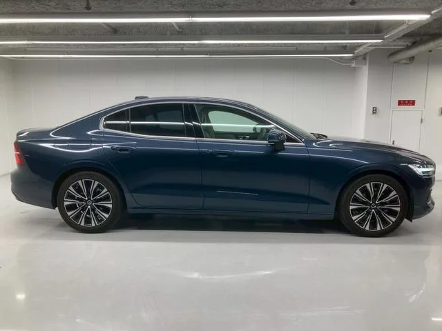 Volvo S60 ULTIMATE B4 2024 — миниатюра 3