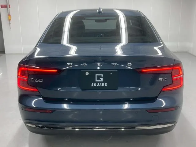 Volvo S60 ULTIMATE B4 2024 — миниатюра 4