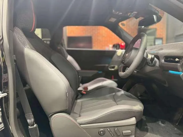 MINI MINI JOHN COOPER WORKS E JOHN COOPER WORKS TRIM 2025 — миниатюра 3