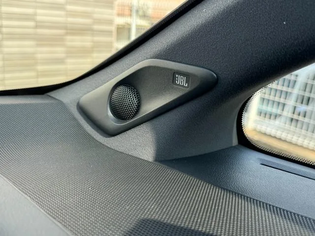 Toyota VELLFIRE HYBRID Z PREMIER 2025 — миниатюра 4