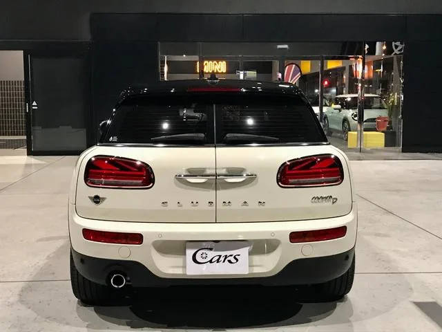 MINI MINI COOPER D CLUBMAN CLASSIC TRIM 2022 — миниатюра 2