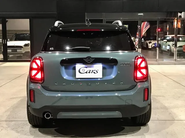 MINI MINI COOPER D CROSSOVER PREMIUM PLUS PACKAGE CLASSIC TRIM 2023 — миниатюра 2