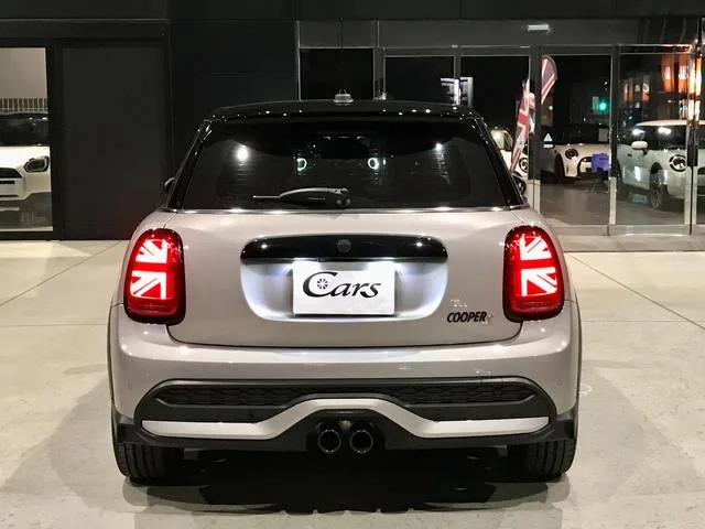 MINI MINI COOPER S PREMIUM PLUS PACKAGE CLASSIC TRIM 2024 — миниатюра 2