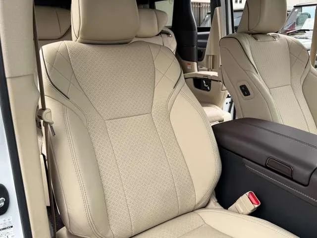Toyota ALPHARD HYBRID EXECUTIVE LOUNGE 2025 — миниатюра 5