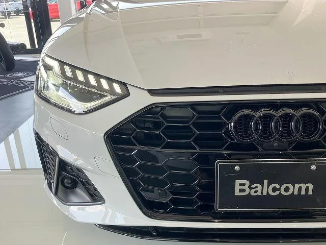 Audi A4 AVANT BLACK STYLE PLUS 2023 — миниатюра 3