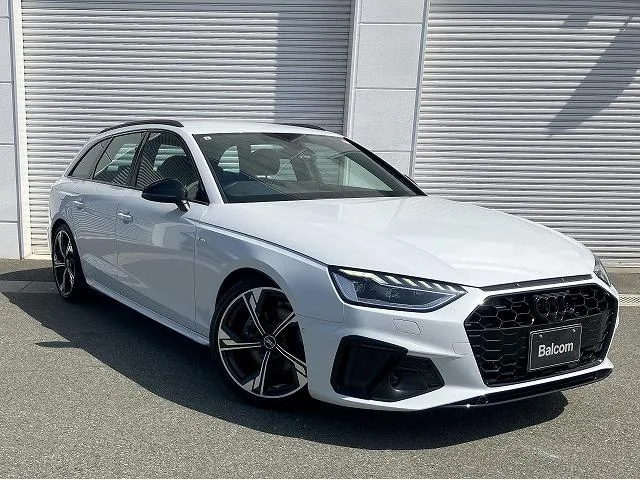 Audi A4 AVANT BLACK STYLE PLUS 2023 — миниатюра 5