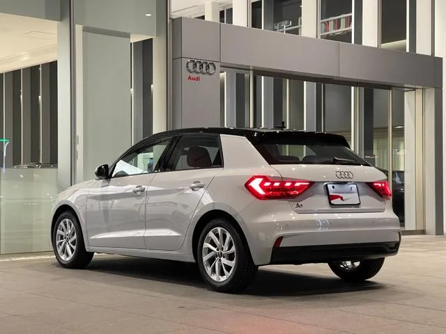 Audi A1 SPORTBACK 25 TFSI ADVANCED 2025 — миниатюра 4
