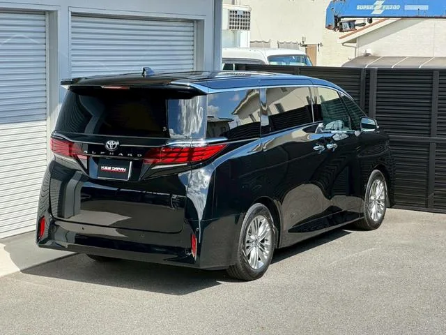 Toyota Alphard Z 2025 — миниатюра 4