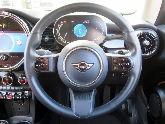 MINI MINI COOPER S CLASSIC TRIM 2022 — миниатюра 3