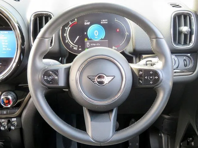 MINI MINI COOPER D CROSSOVER CLASSIC TRIM 2022 — миниатюра 3