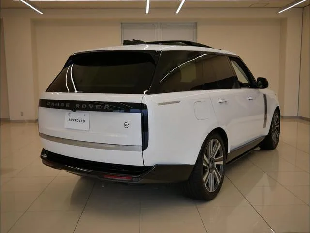 Land Rover Range Rover SV P530 STANDARD WHEELBASE 2023 — миниатюра 3