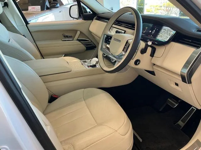 Land Rover Range Rover SV P530 STANDARD WHEELBASE 2023 — миниатюра 4