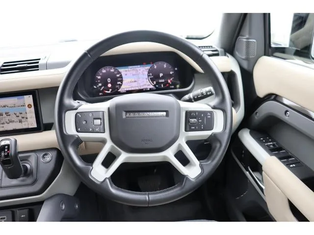 Land Rover DEFENDER 110X-DYNAMIC SE D300 2023 — миниатюра 3