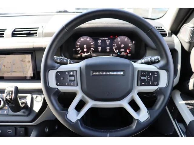 Land Rover Defender 90X-DYNAMIC SE D300 2024 — миниатюра 5