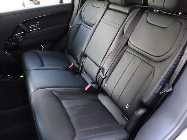 Land Rover Range Rover Sport AUTOBIOGRAPHY D300 2025 — миниатюра 5