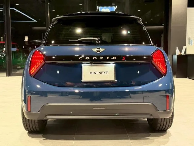 MINI MINI COOPER S FAVOURED TRIM 2025 — миниатюра 5