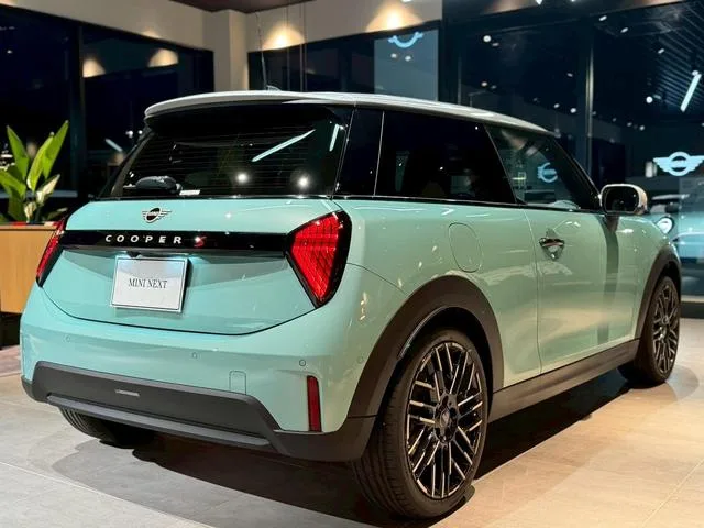 MINI MINI COOPER S FAVOURED TRIM 2025 — миниатюра 3