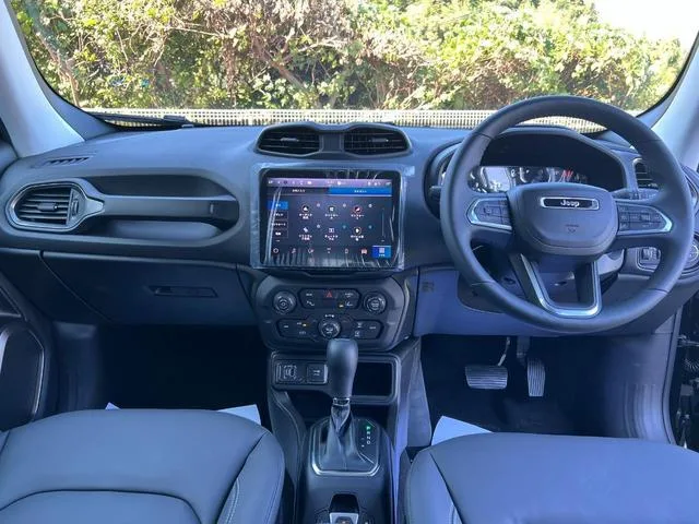 Chrysler Jeep JEEP RENEGADE ALTITUDE E-HYBRID 2025 — миниатюра 2