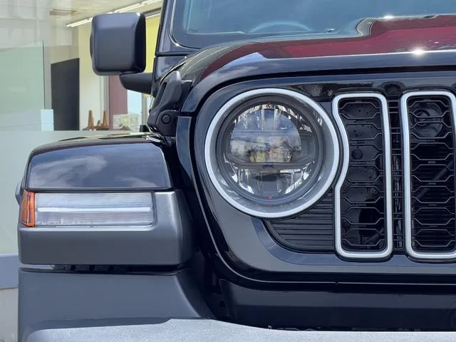 Chrysler Jeep JEEP WRANGLER UNLIMITED SAHARA 2025 — миниатюра 2