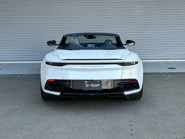 Aston Martin DBS SUPERLEGGERA VOLANTE 2023 — миниатюра 3