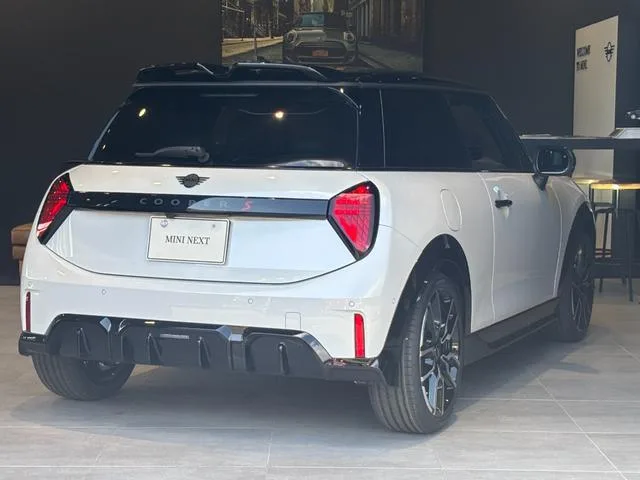 MINI MINI COOPER S JOHN COOPER WORKS TRIM 2025 — миниатюра 2