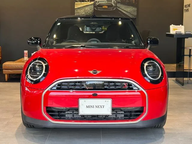 MINI MINI COOPER C CONVERTIBLE FAVOURED TRIM 2025 — миниатюра 2