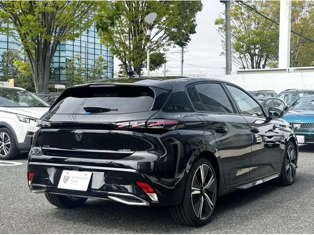 Peugeot 308 GT PLUG-IN HYBRID 2025 — миниатюра 2