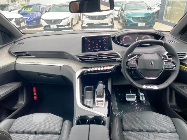 Peugeot 3008 GT BLUE HDI BLACK PACK 2023 — миниатюра 4