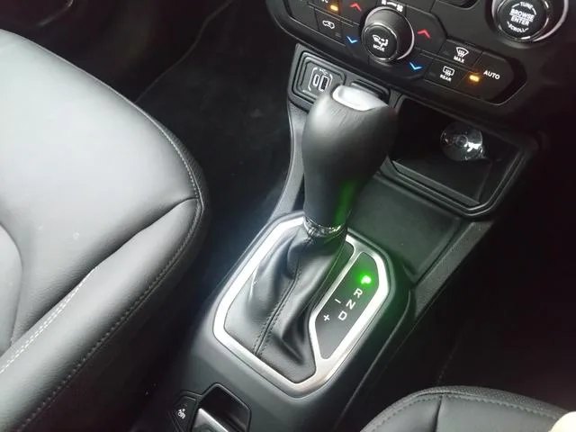 Chrysler Jeep JEEP RENEGADE ALTITUDE E-HYBRID 2025 — миниатюра 5