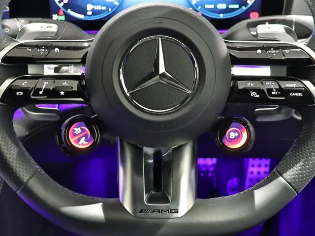 Mercedes Amg GT 4 DOOR COUPE 43 4 MATIC+ RIDE CONTROL +PACKAGE 2024 — миниатюра 2