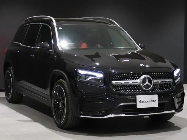 Mercedes-Benz GLB-Class GLB180 URBAN STARS 2025 — миниатюра 3