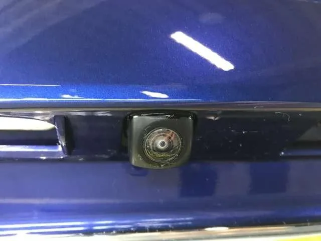 Toyota CorollaCross HYBRID Z 2023 — миниатюра 3