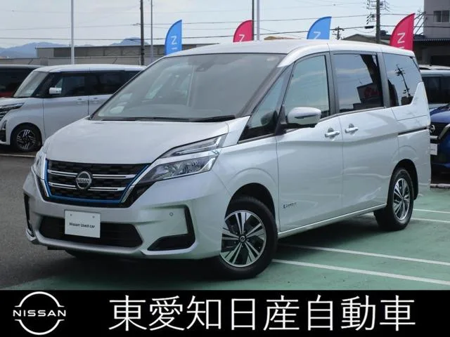 Nissan SERENA E-POWER XV 2022 — фото 1, купить с доставкой в Москву