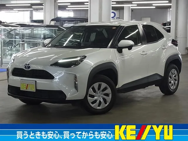 Toyota YARIS CROSS HYBRID X 2022 — фото 1, купить с доставкой в Москву