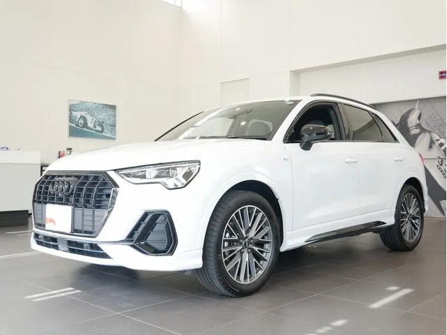 Audi Q3 35 TFSI S LINE 2025 — фото 1, купить с доставкой в Москву