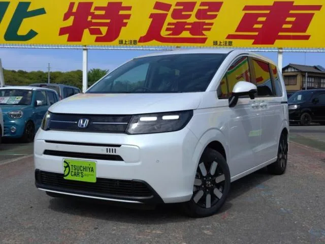 Honda FREED E:HEV AIR EX 2026 — фото 1, купить с доставкой в Москву